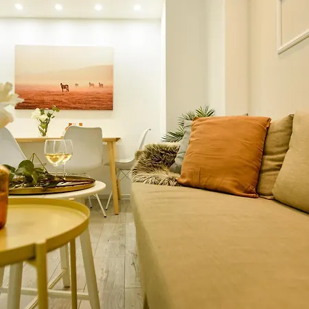 Ideal Home - Spacious & Modern Accommodation Near Unirii Square 布加勒斯特 Room photo