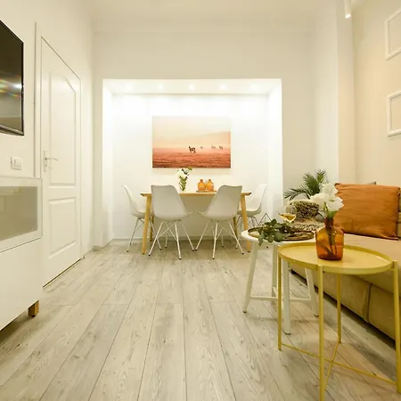 Ideal Home - Spacious & Modern Accommodation Near Unirii Square 布加勒斯特 Room photo