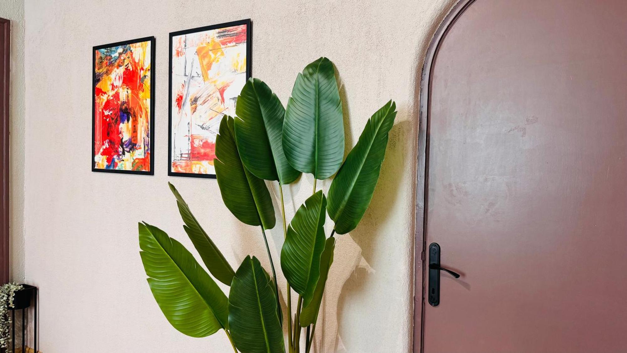 Ideal - Spacious & Modern Near Unirii Square * Bukarest