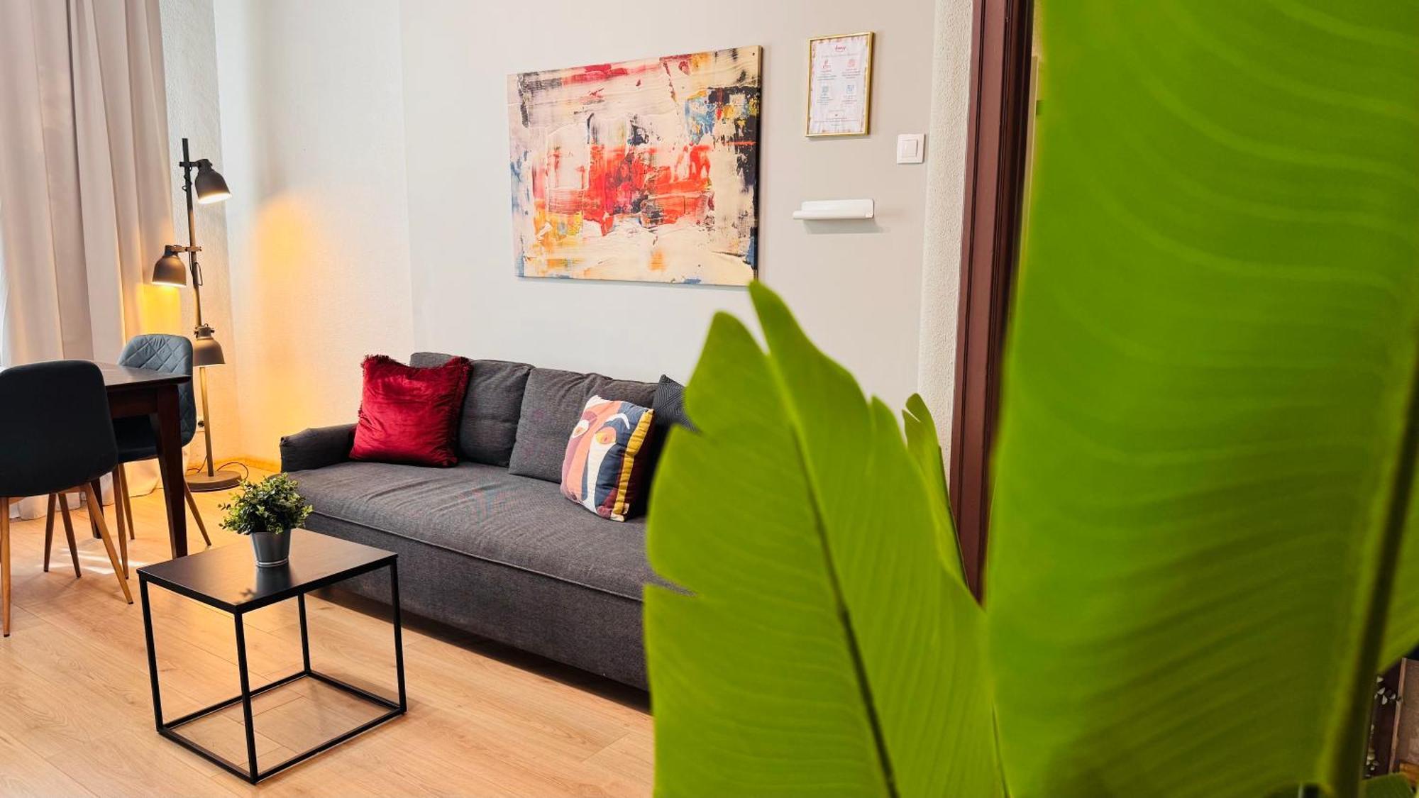 Apartment Ideal - Spacious & Modern Near Unirii Square