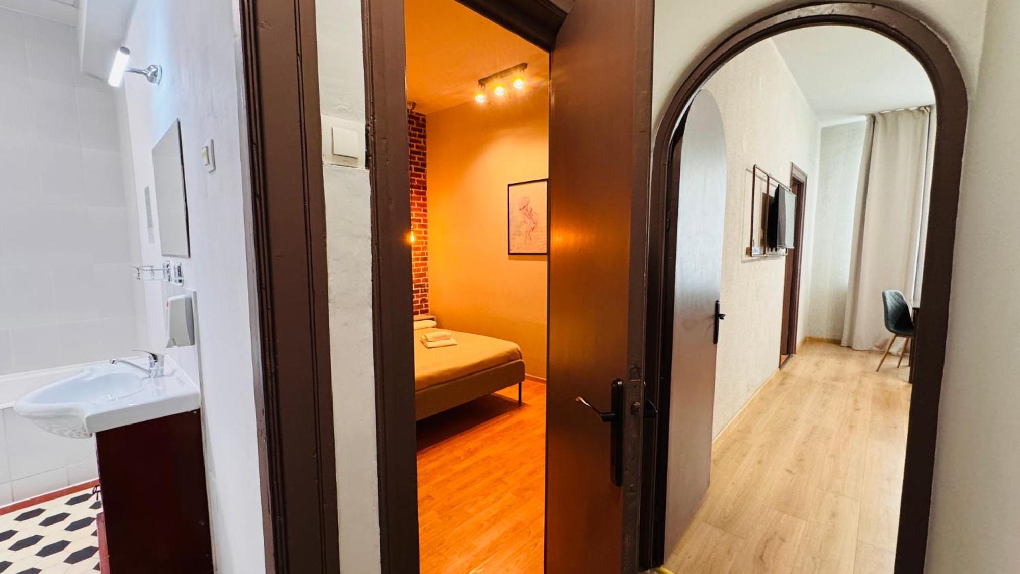 Ideal - Spacious & Modern Near Unirii Square * Bukarest